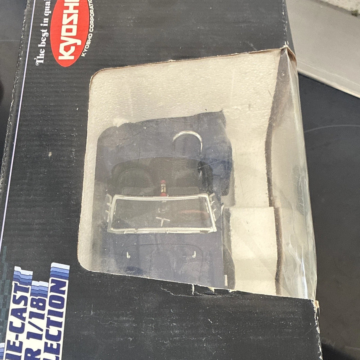 Brand New Kyosho Shelby Cobra 427 1:18 Blue/White Diecast No.7006