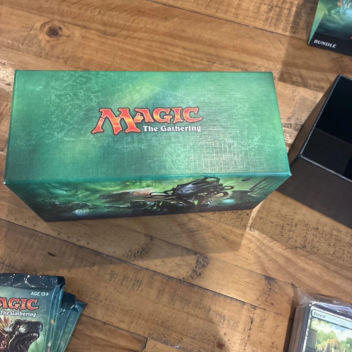Magic: The Gathering Ixalan Bundle Brand New & Unused No Factory Seal (See Pics)