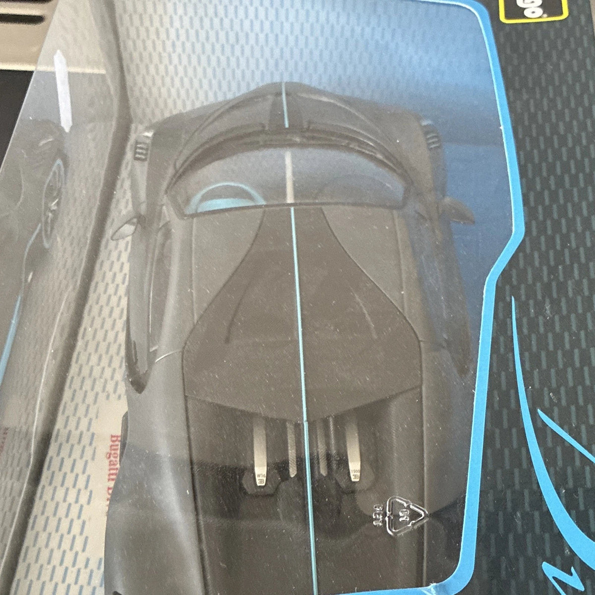 Bburago Bugatti Divo 1:18 Black/Blue Diecast Metal Model Car BRAND NEW IN BOX