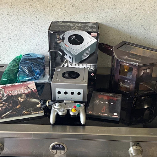 Resident Evil 4 Gamecube Console Ultimate Bundle - MUST SEE