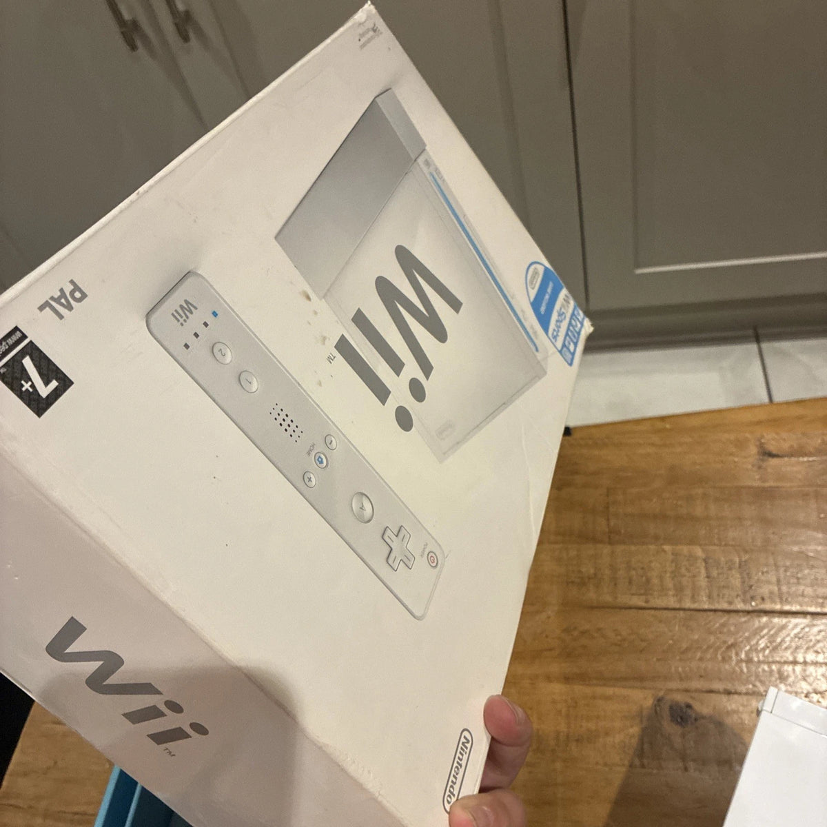 Nintendo Wii White Console Boxed With Controller, Cover, Nunchuk & Leads