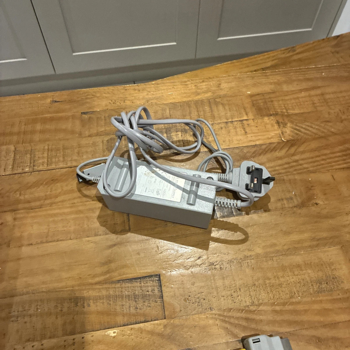 Nintendo Wii White Console Bundle With Controller, Nunchuk & Leads