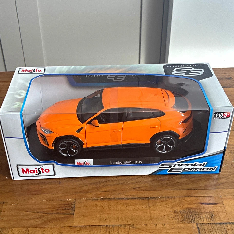 Maisto Special Edition Lamborghini Urus 1:18 Orange Diecast New In Box