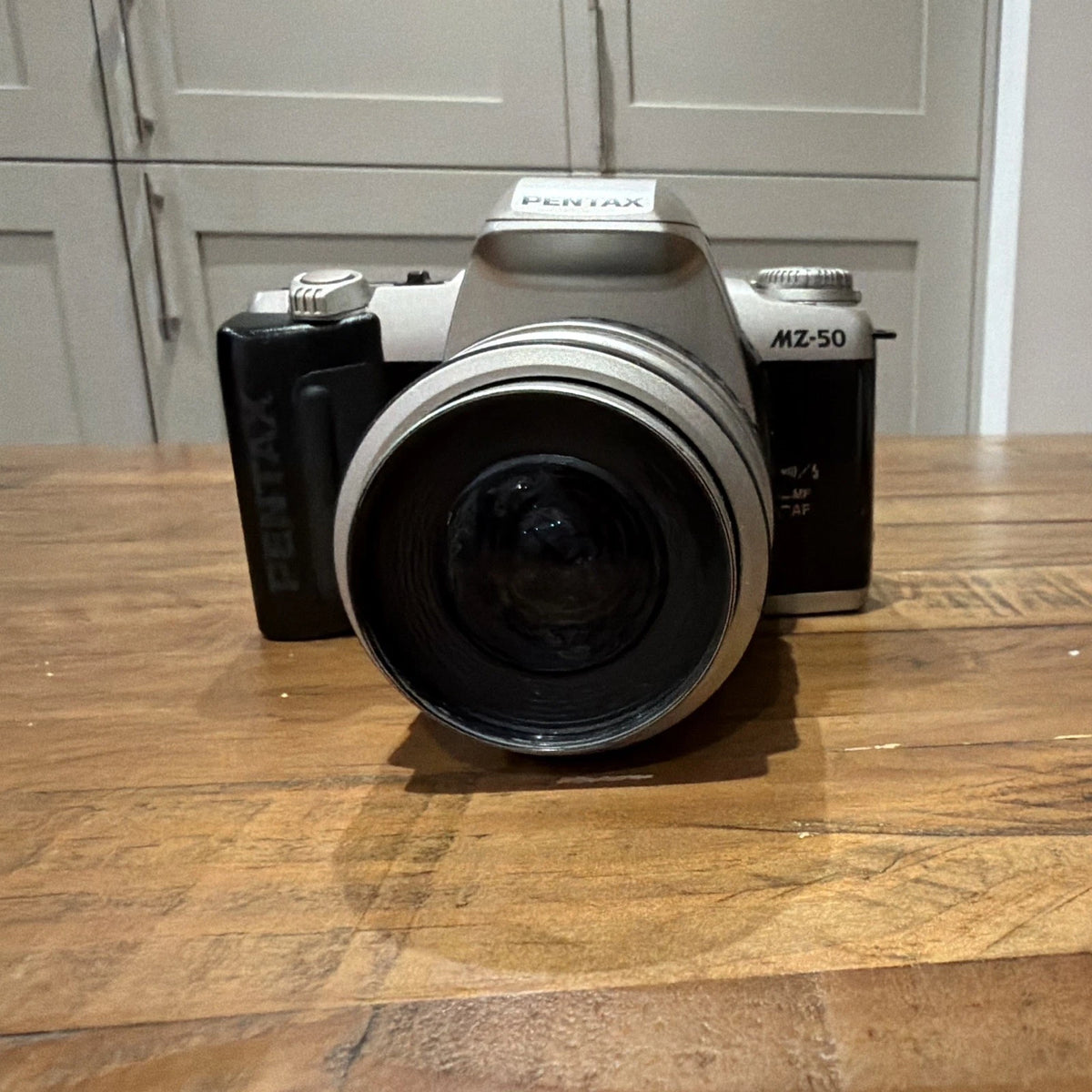 Pentax MZ-50 Silver 35mm SLR Film Camera with Pentax 35-80 Zoom Lens UNTESTED
