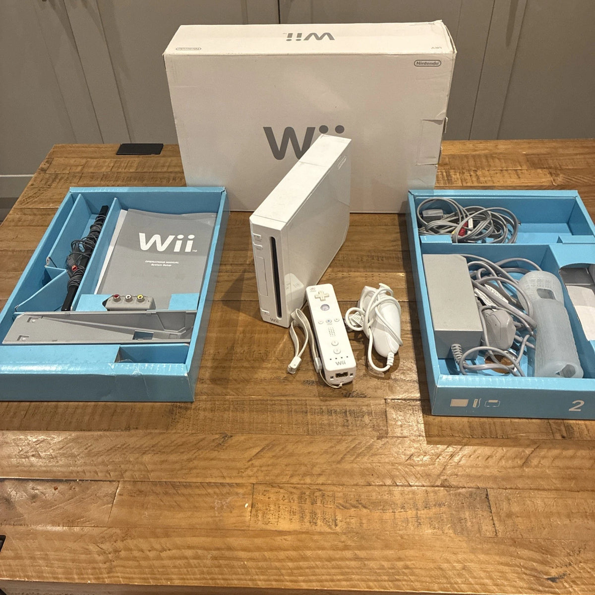 Nintendo Wii White Console Boxed With Controller, Cover, Nunchuk & Leads