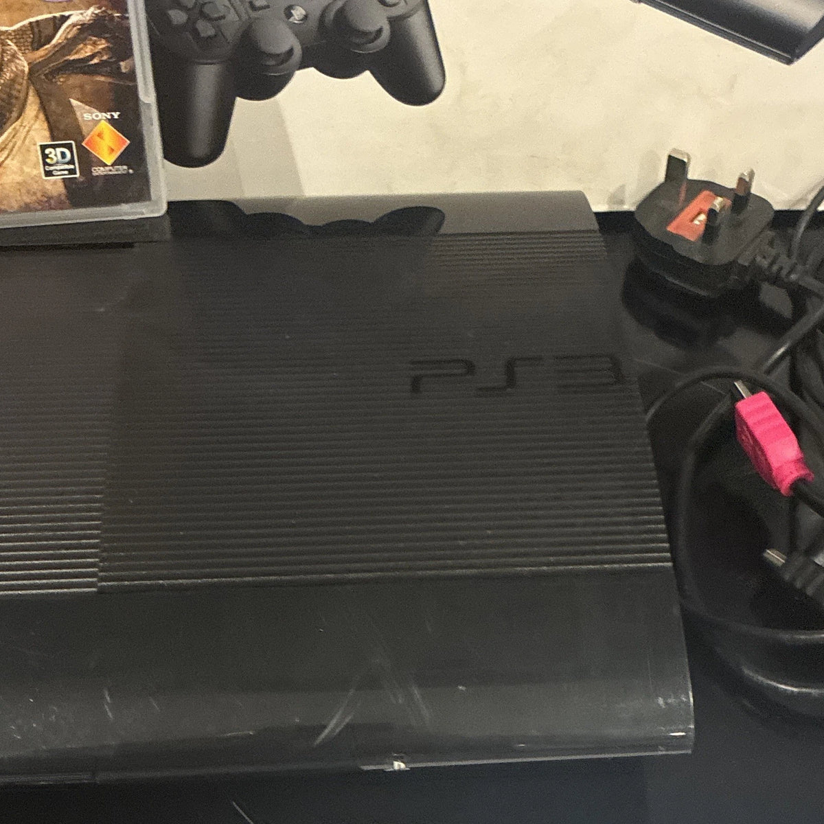 Sony PS3 Super Slim 12GB ConsoleBundle w/ Pad, Box & Uncharted 3 Game