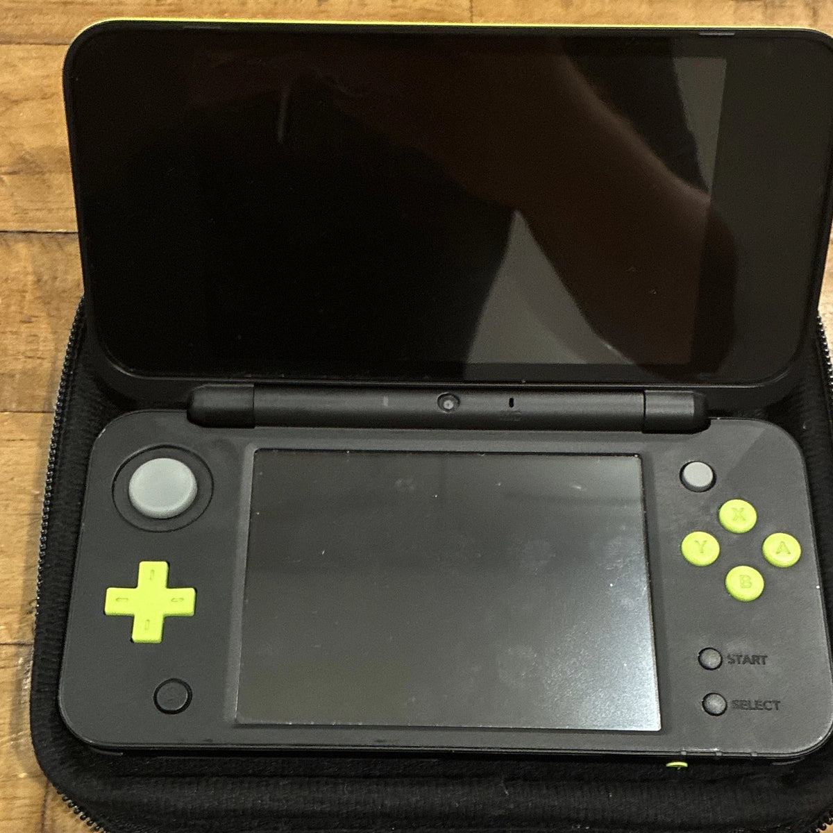 Nintendo 2DS XL Black/Green Bundle w/ Case Charger Stylus & 4 Games (Shown)