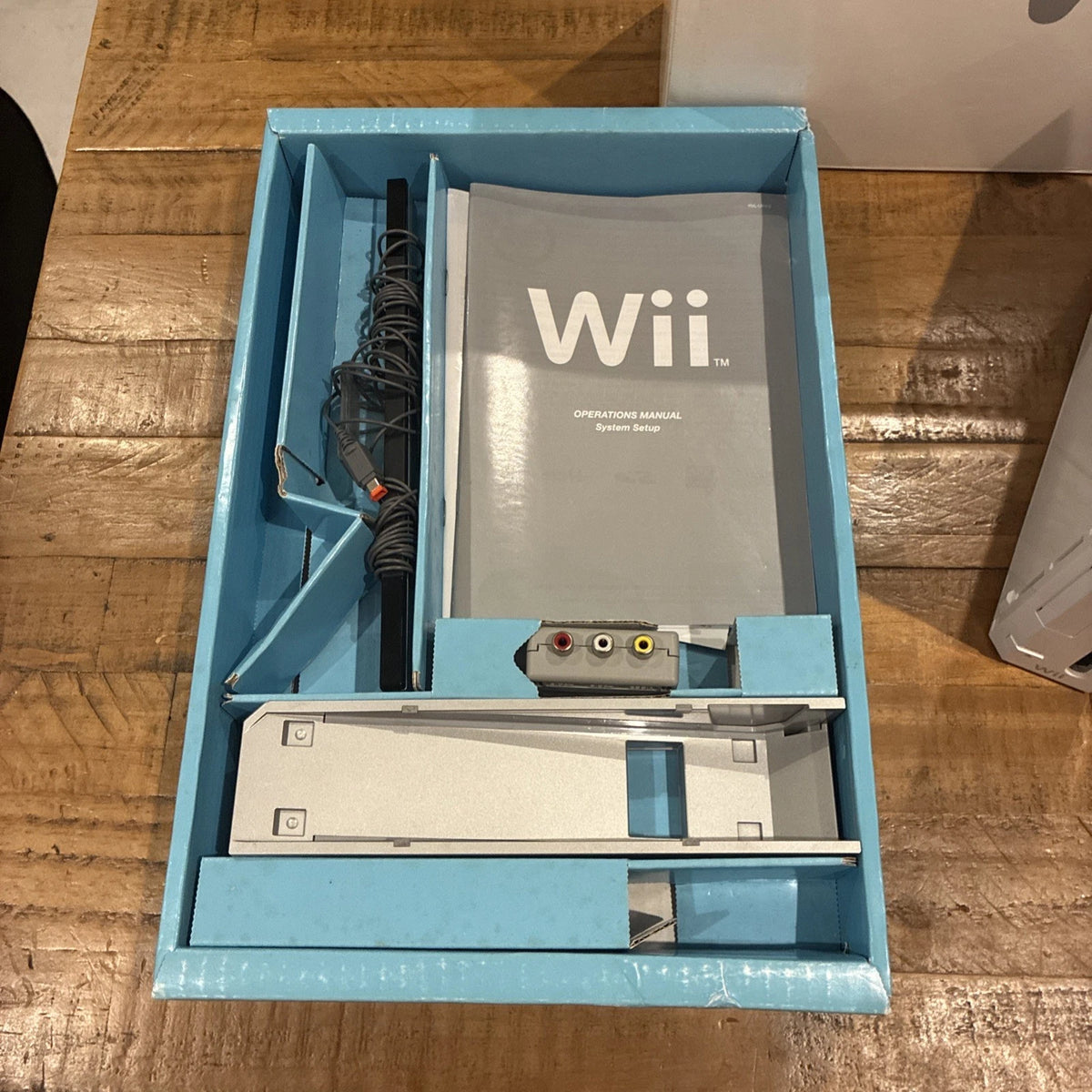 Nintendo Wii White Console Boxed With Controller, Cover, Nunchuk & Leads