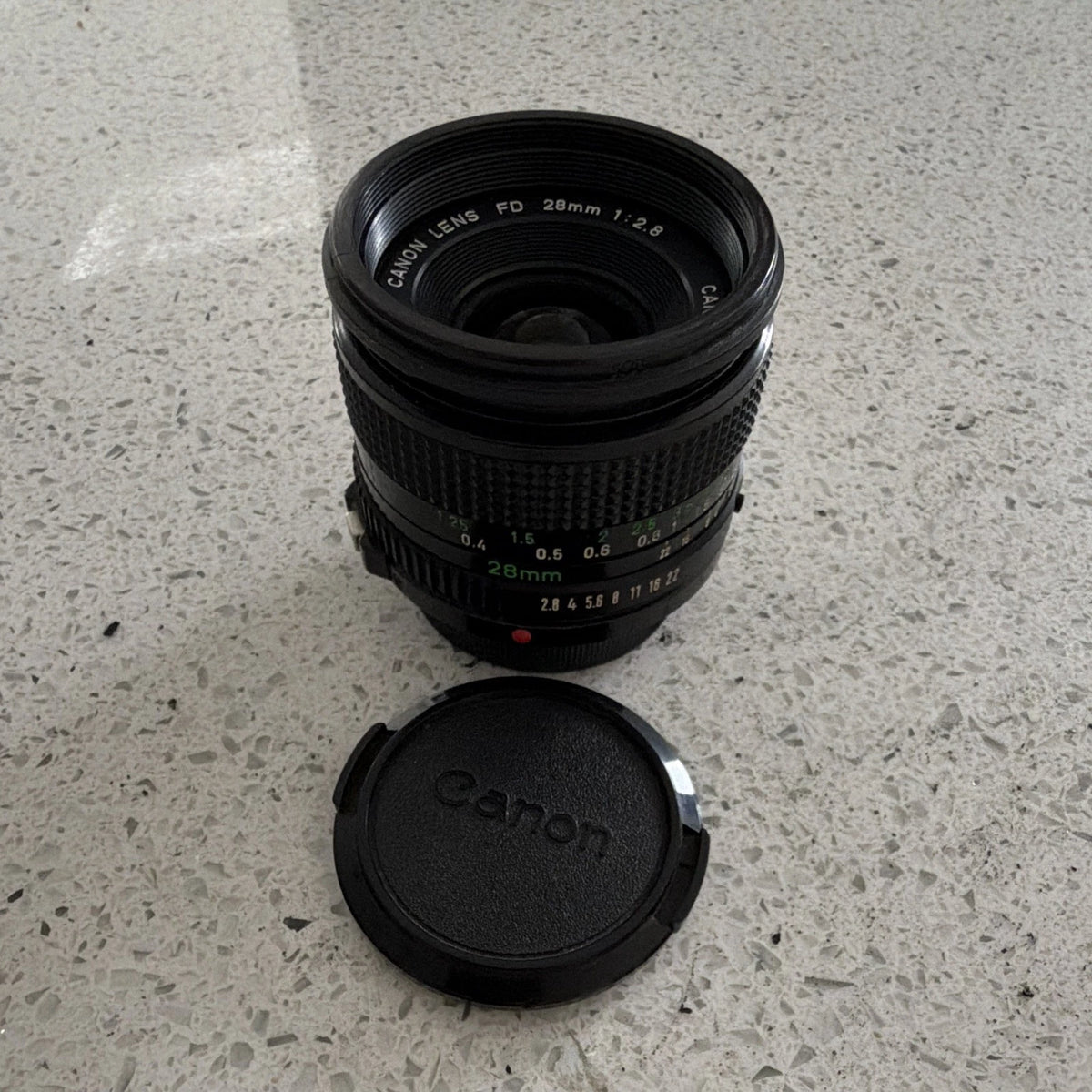 Canon FD 28mm f/2.8 Wide Angle Manual Focus Lens Made in Japan UNTESTED