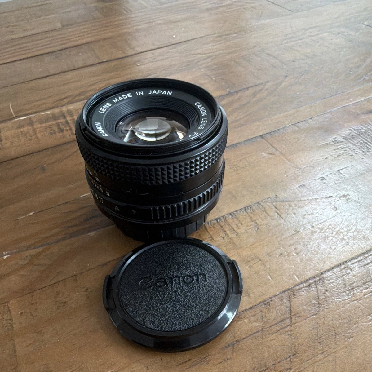 Canon FD 50mm f/1.8 Standard Lens for SLR Cameras Japan w/ Front & Rear Caps UNTESTED