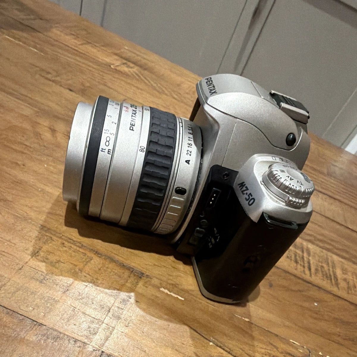 Pentax MZ-50 Silver 35mm SLR Film Camera with Pentax 35-80 Zoom Lens UNTESTED