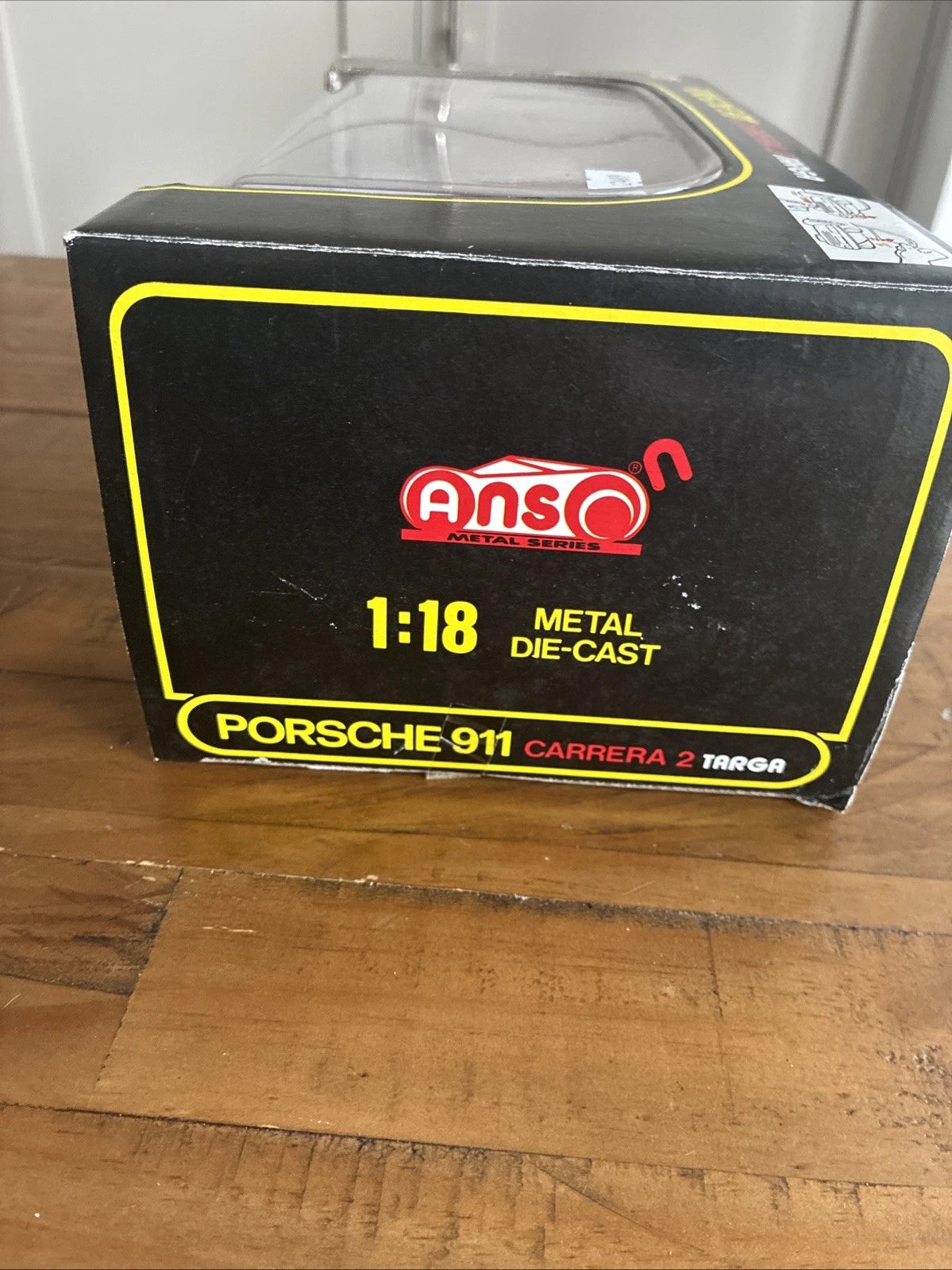 Anson Metal Series Porsche 911 Carrera 2 Targa Diecast Model Car 1:18 Metal BRAND NEW