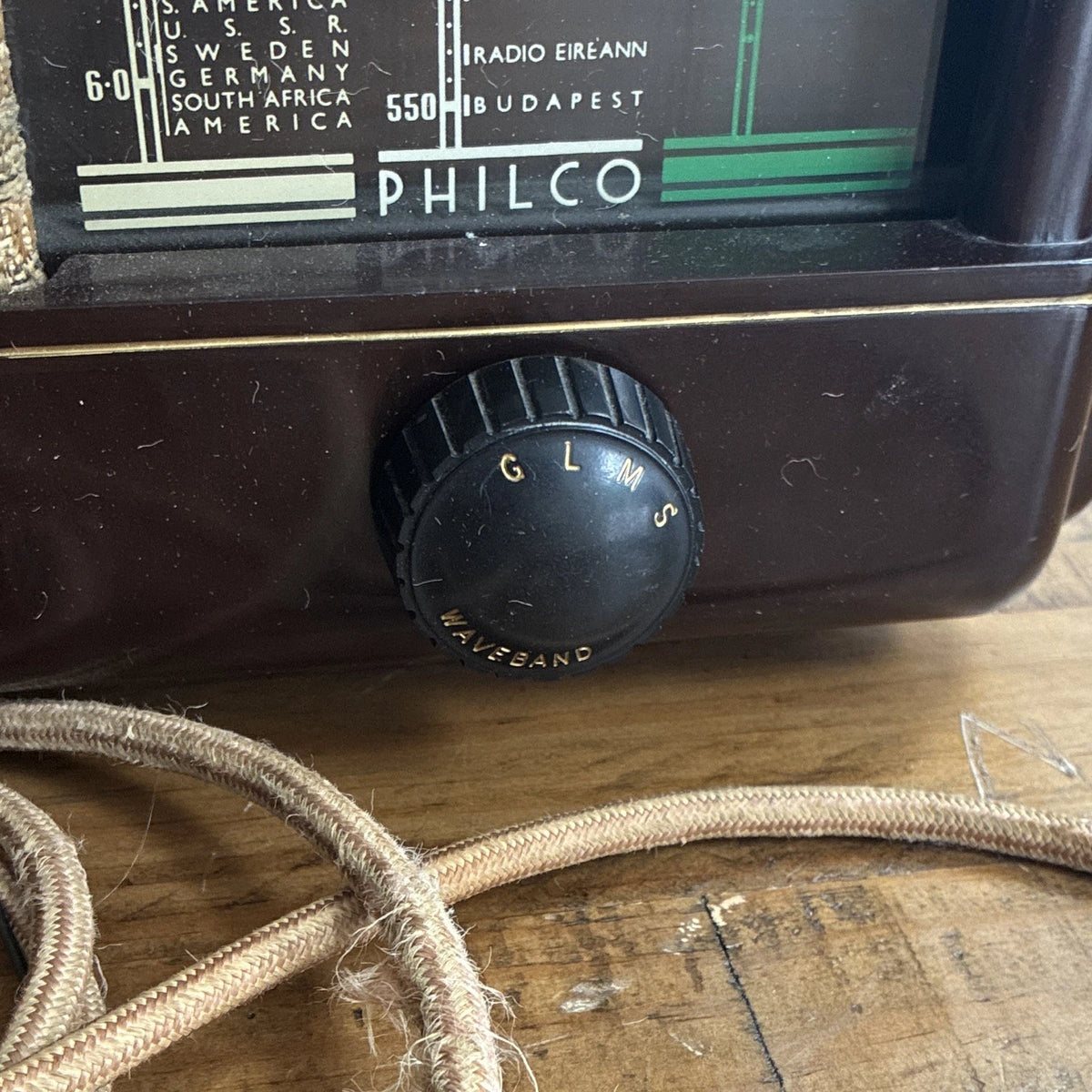 Philco A-535 Mk1 Bakelite Valve Table Radio 1946 Good Condition Untested