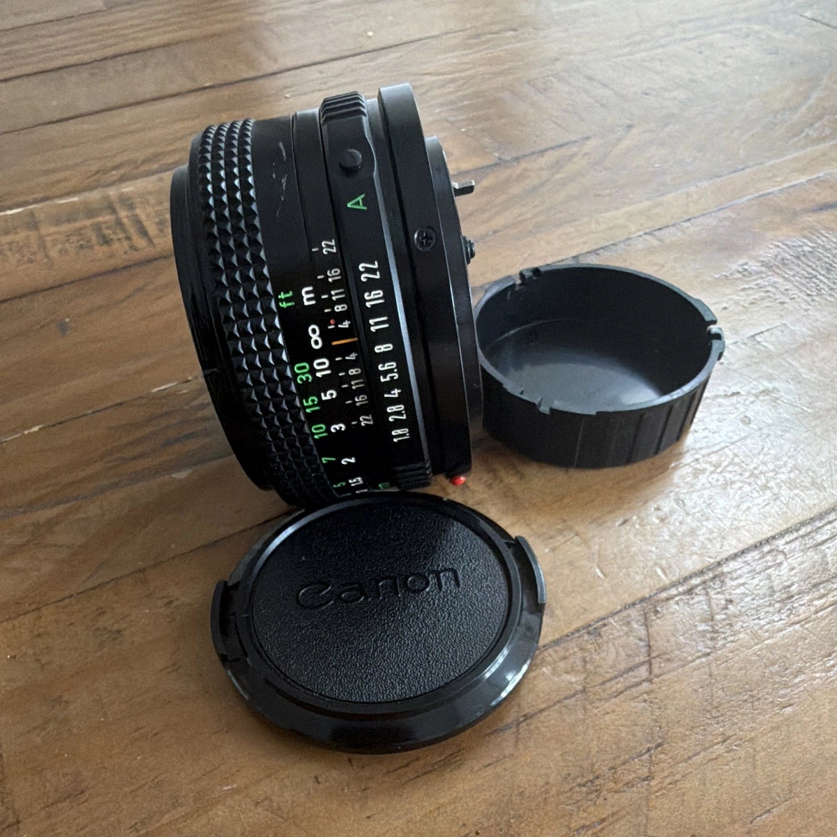 Canon FD 50mm f/1.8 Standard Lens for SLR Cameras Japan w/ Front & Rear Caps UNTESTED