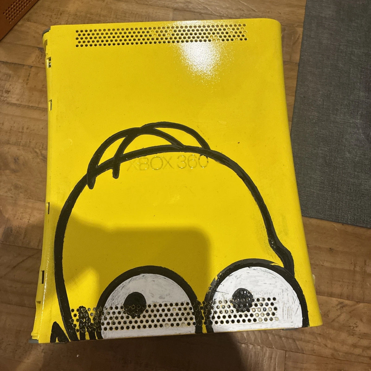 Xbox 360 Console Custom Simpsons Paint Job & Extra Shell With Leads