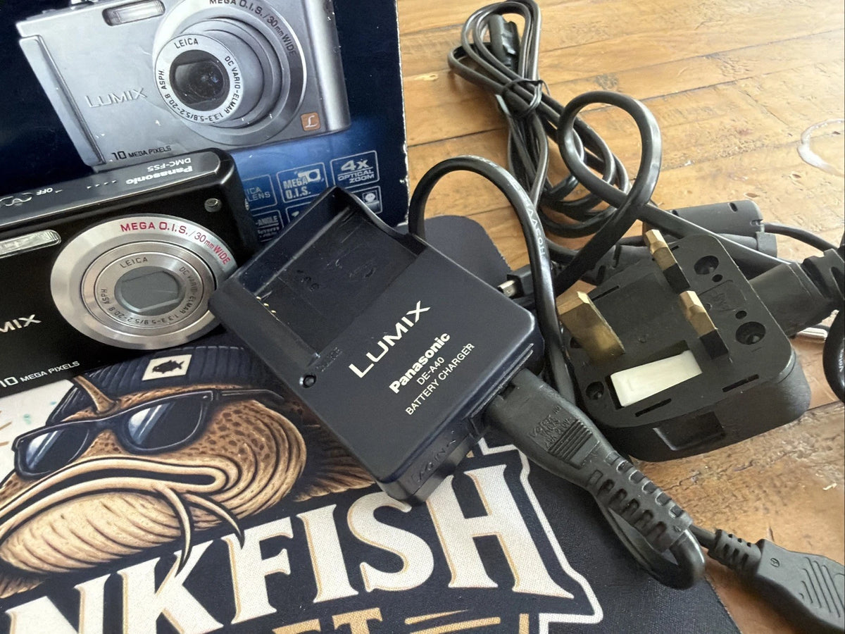 Panasonic Lumix DMC-FS5 With Box,case,battery Charger & European Charger