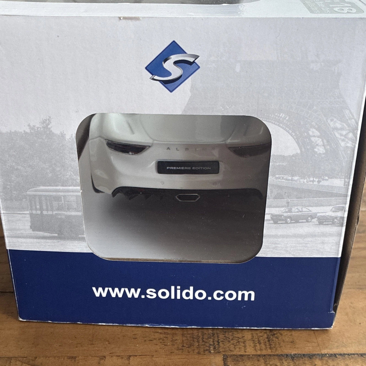 Solido Alpine A110 Premiere Edition 1:18 White Diecast Model Car Boxed S1801603
