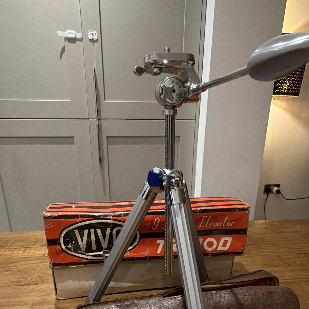 Vivo 9-Section Elevator Metal Camera Tripod In Box Retro Treasure
